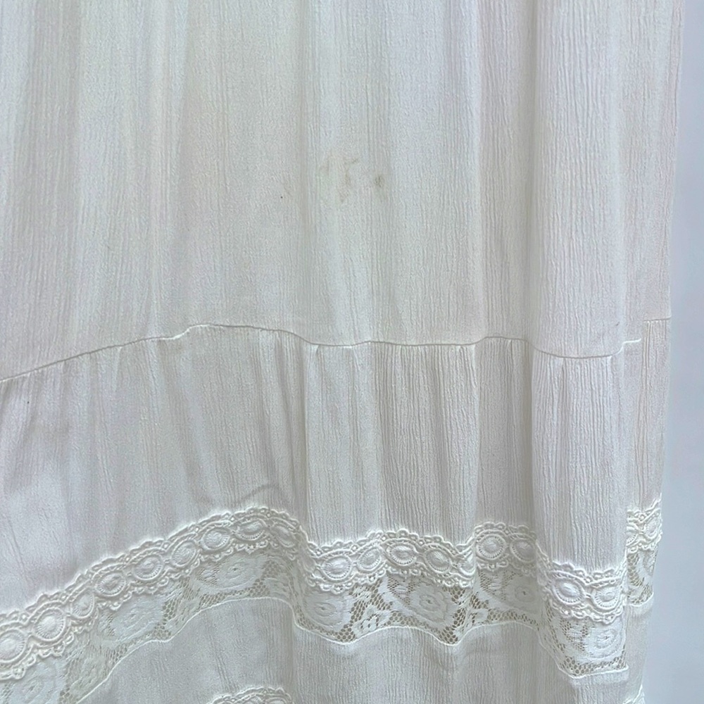 Dress - Picture 4 of 7